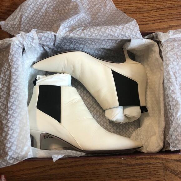 BALLY ALANNA Leather Ankle Boots in Bone White Women’s Size 8 - Picture 12 of 12